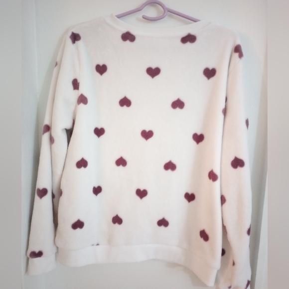 Cozy Soft Plush White Sweatshirt with Purple Wine Hearts Size Large - Picture 3 of 5